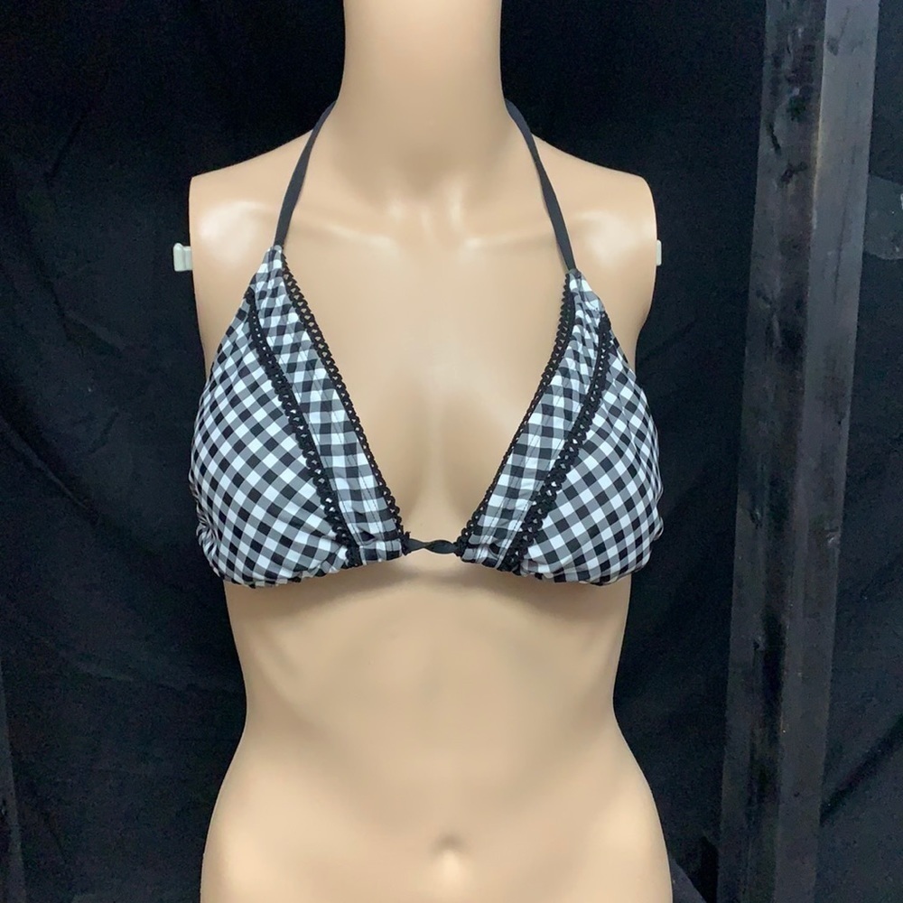 - a.n.a. triangle bikini top